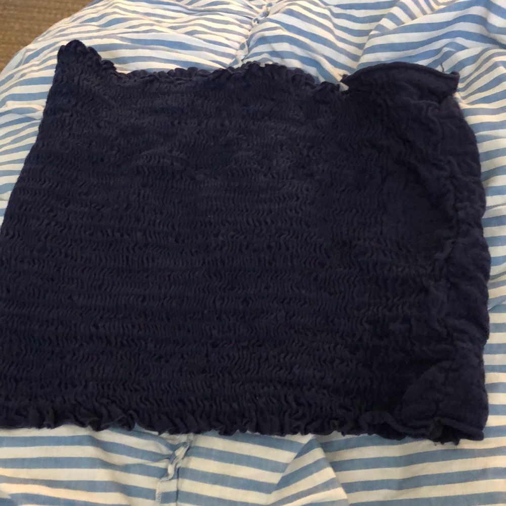 Navy crop top